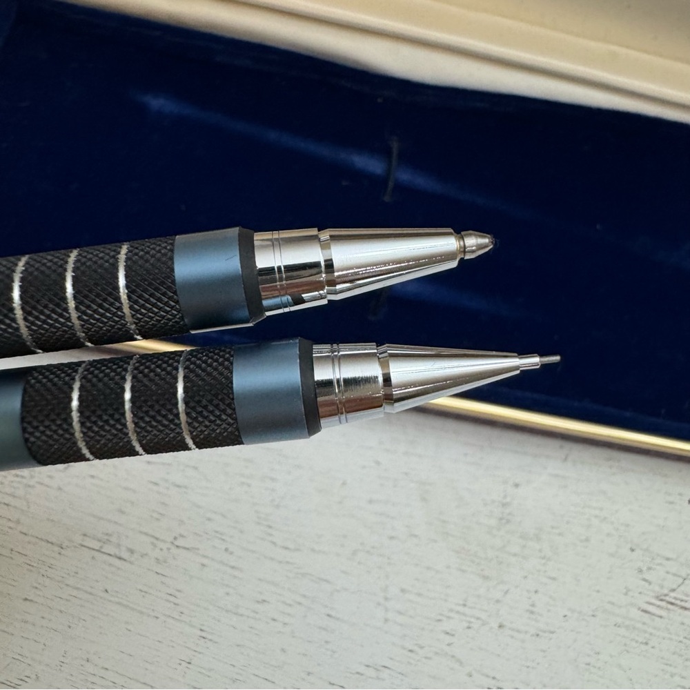 Vintage Futura by Fisher Space Pen & Pencil Set in Blue and Silver - Picture 7 of 16